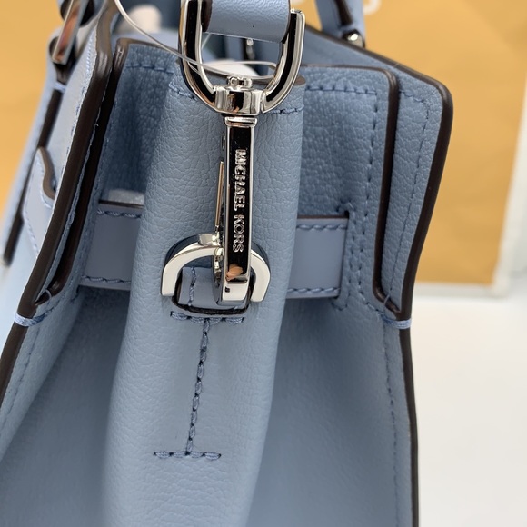 MICHAEL KORS HAMILTON MEDIUM SATCHEL PALE BLUE COLOR - Picture 15 of 16